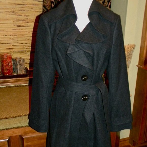 NEW Boston Proper Sophisticated Ruffled Coat Belt - Picture 8 of 9